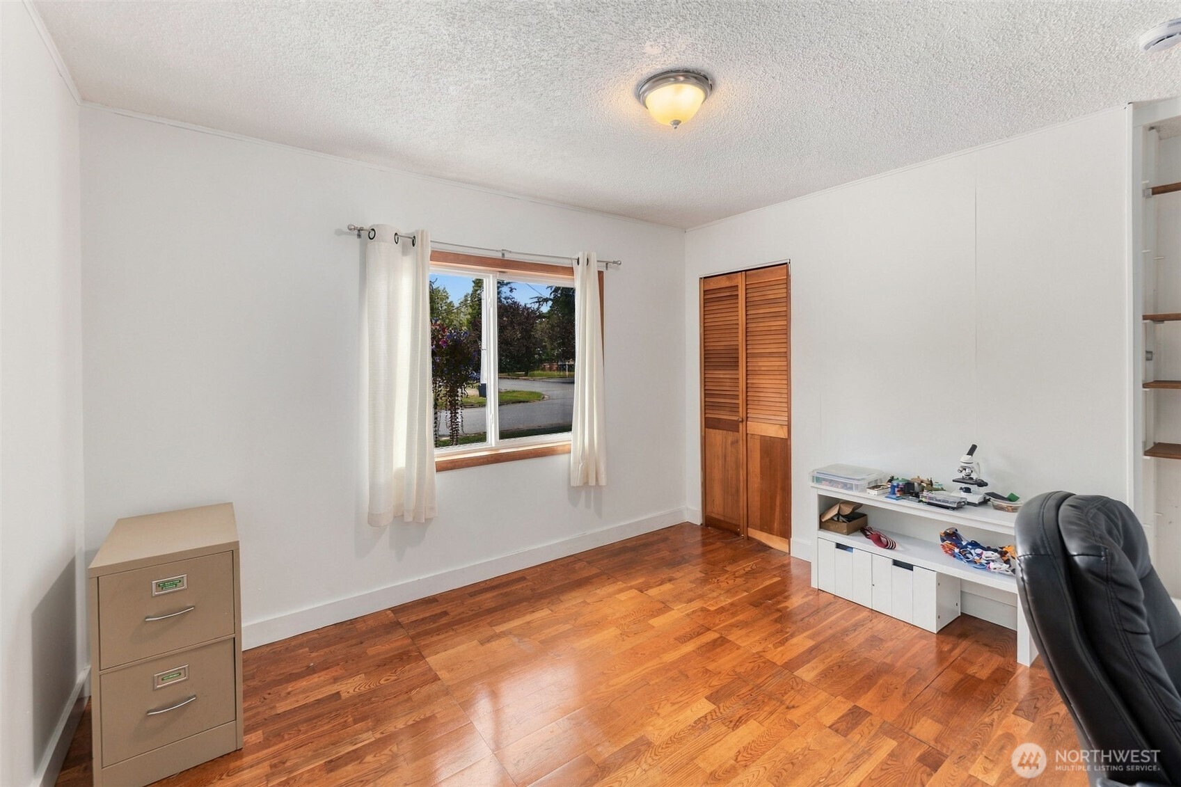 9001 E E Street Property Photo 16