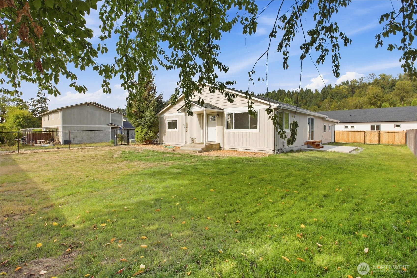 206 Silver Lane Property Photo 1