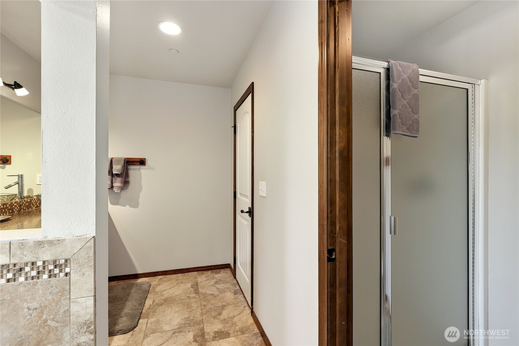 111 Juniper Lane Property Photo 18