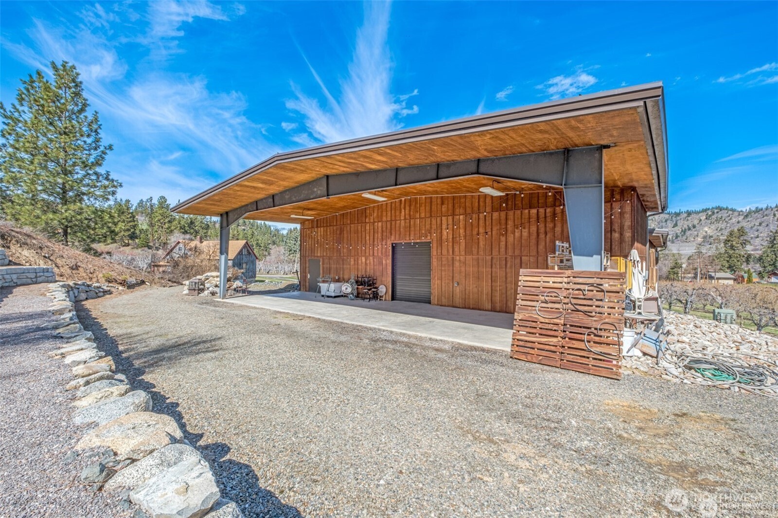 8077 Green Road Property Photo 14