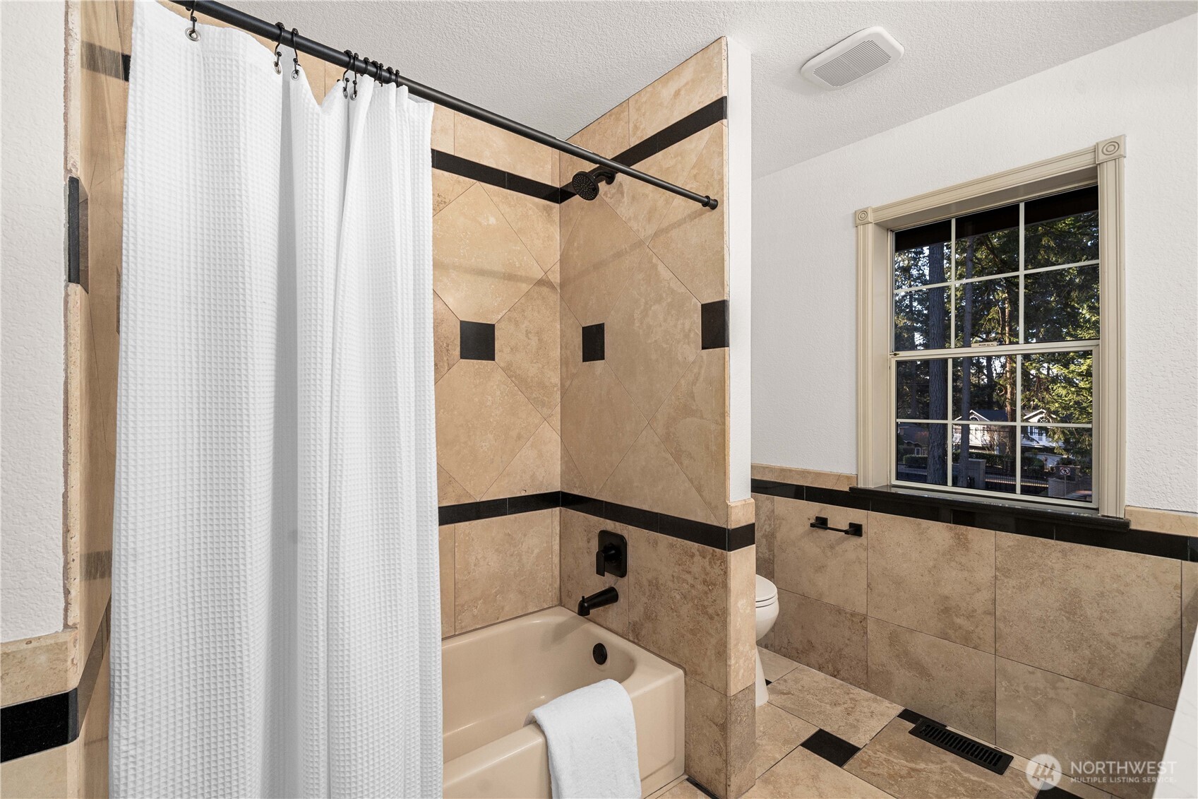 11215 Madera Circle Property Photo 25