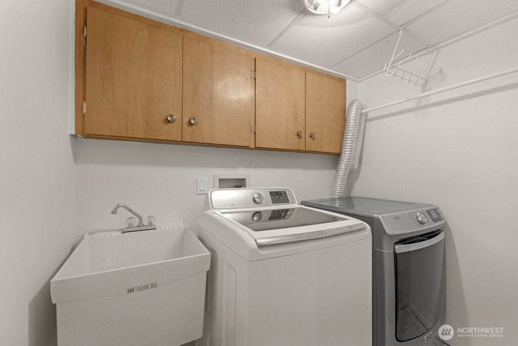 1707 Markham Avenue Property Photo 21