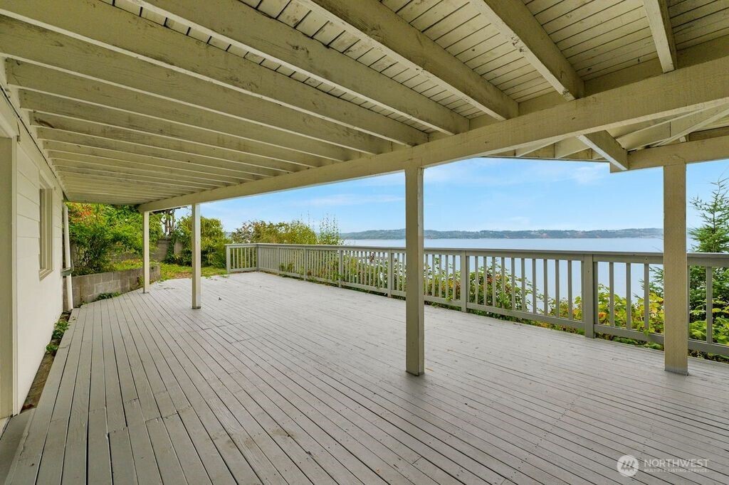 1707 Markham Avenue Property Photo 22