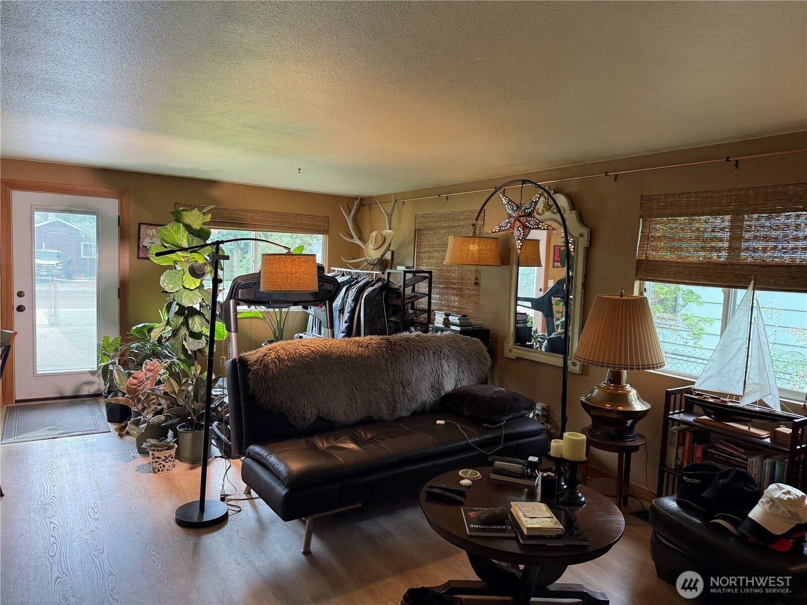 511 W 13th Avenue Property Photo 4