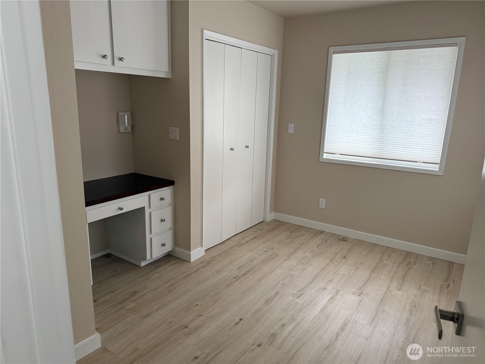 511 W 13th Avenue Property Photo 11