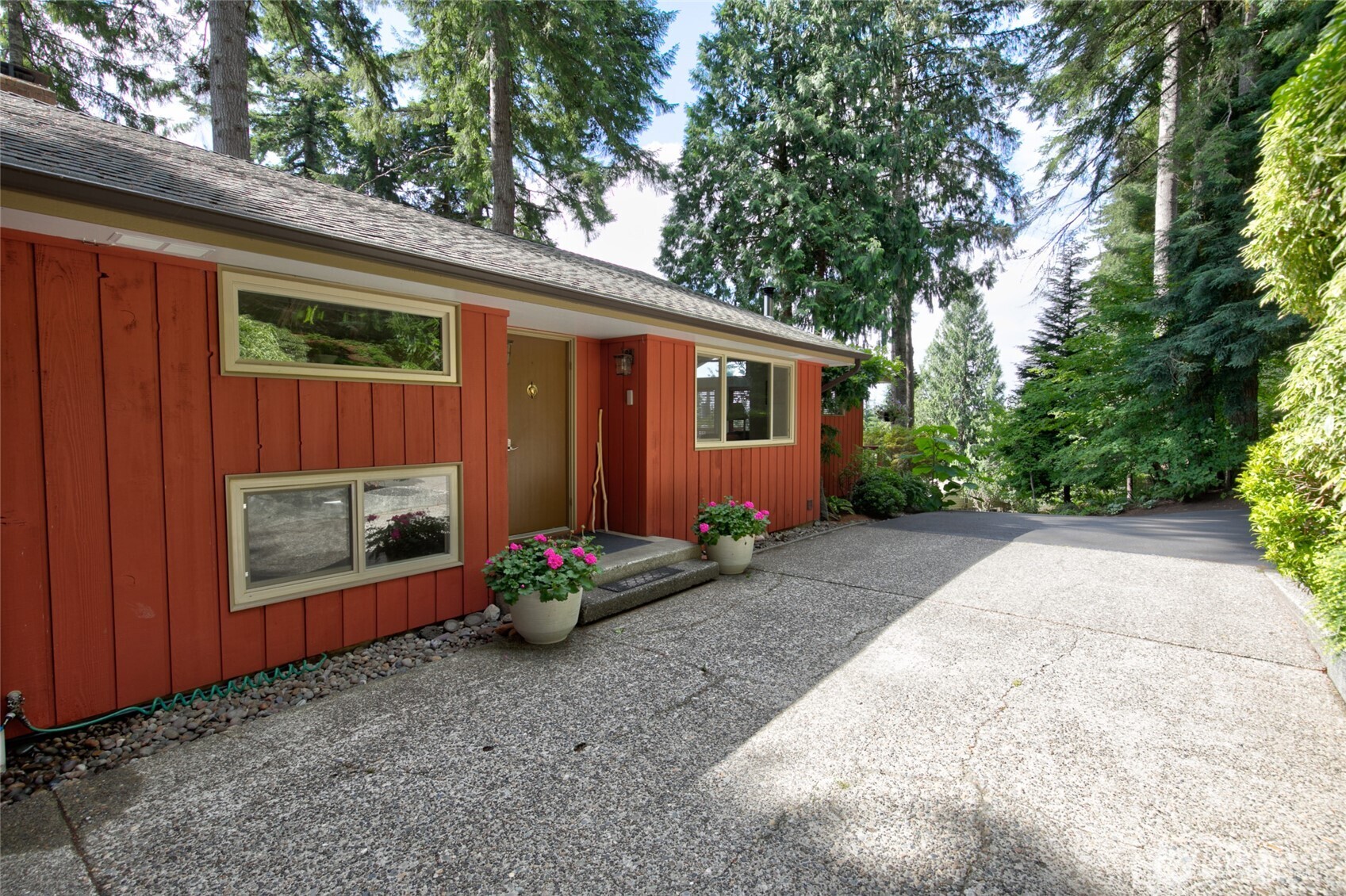 914 N 6th Street Property Photo 4