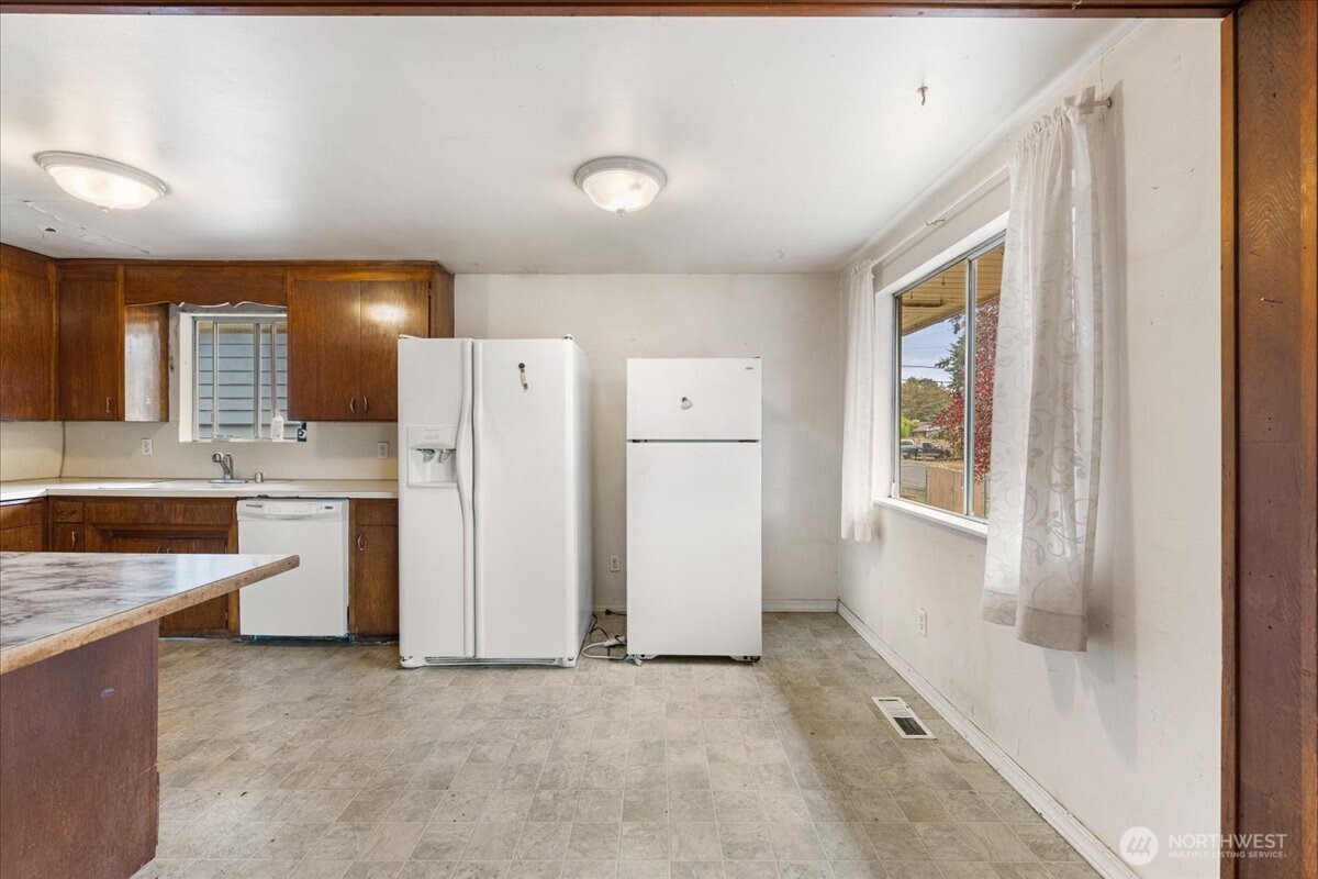 29440 18th Avenue Property Photo 11