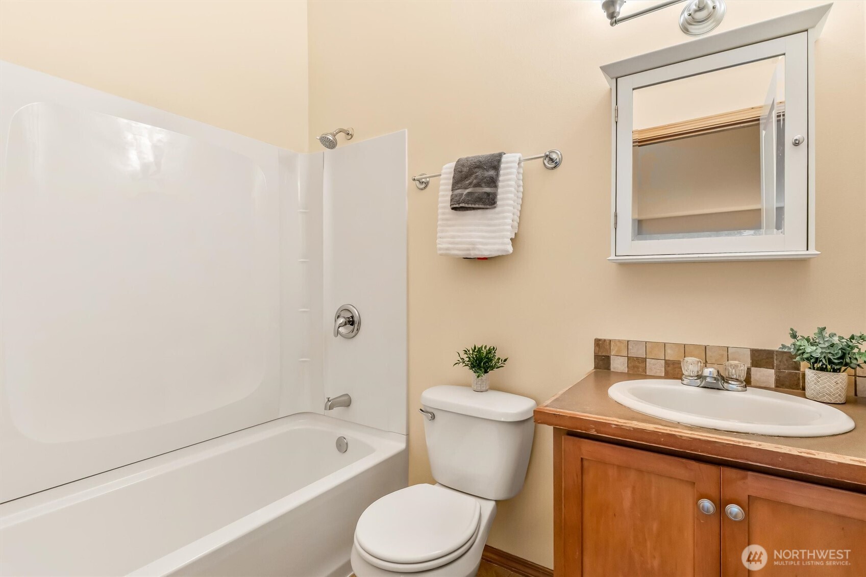 8810 Delridge Way A Property Photo 13