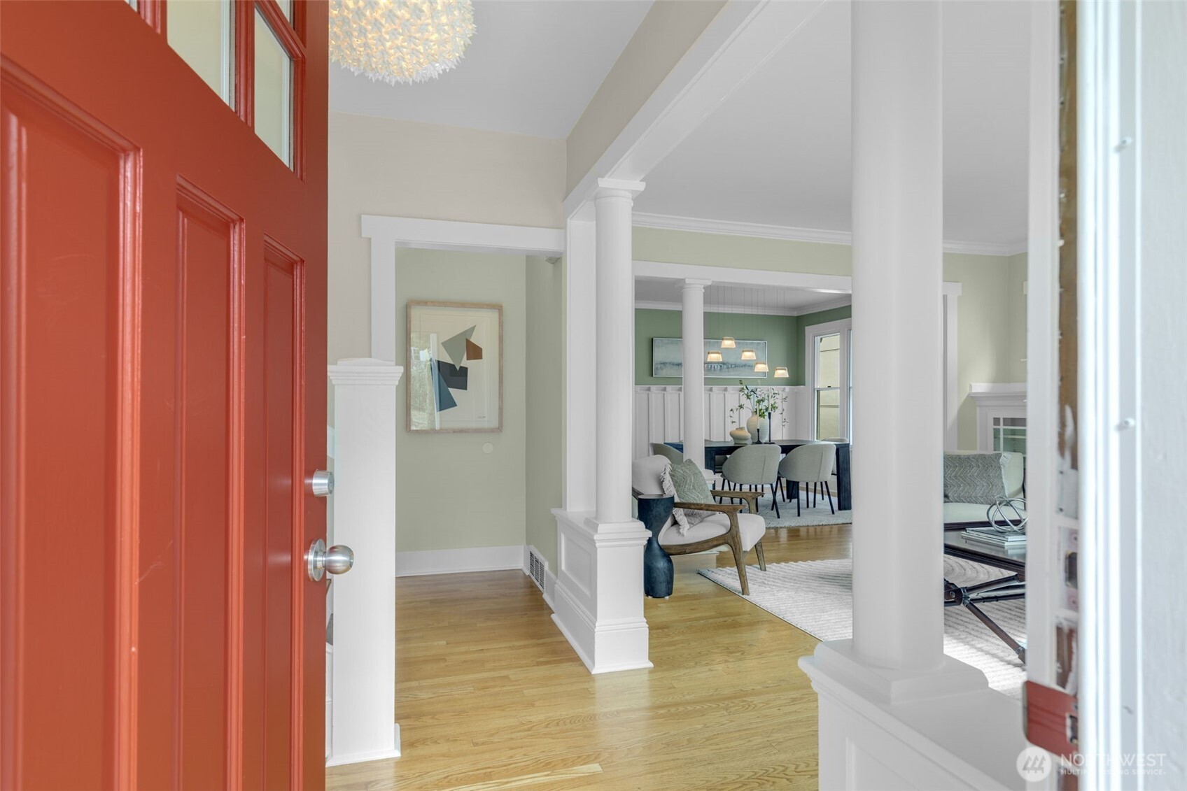 806 W Fulton Street Property Photo 4