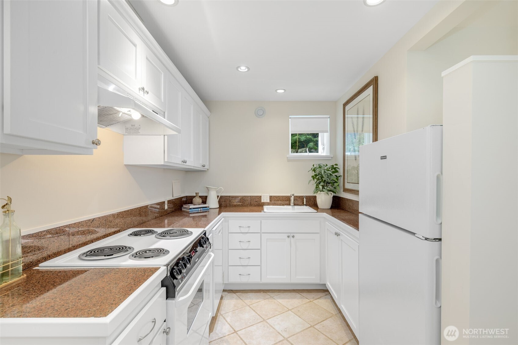 806 W Fulton Street Property Photo 29