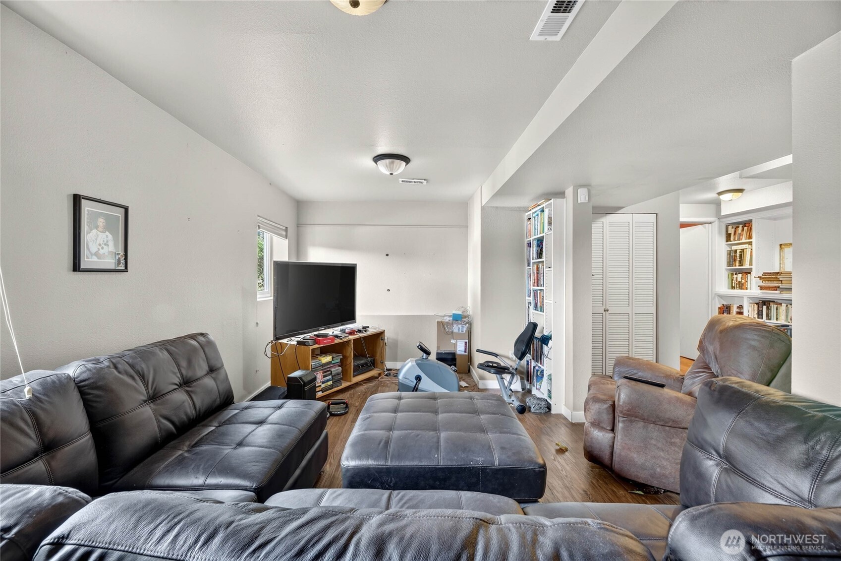 4702 45th Avenue Property Photo 19