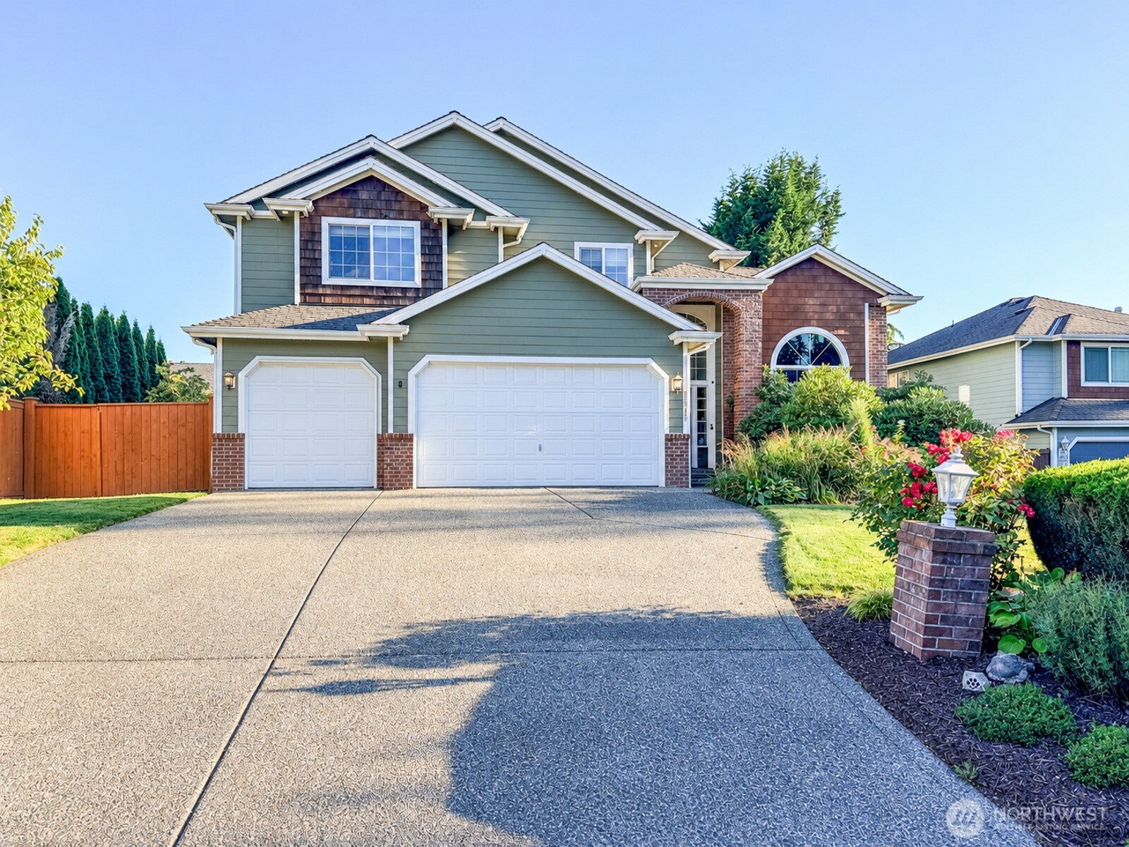 17016 27th Street Property Photo 1