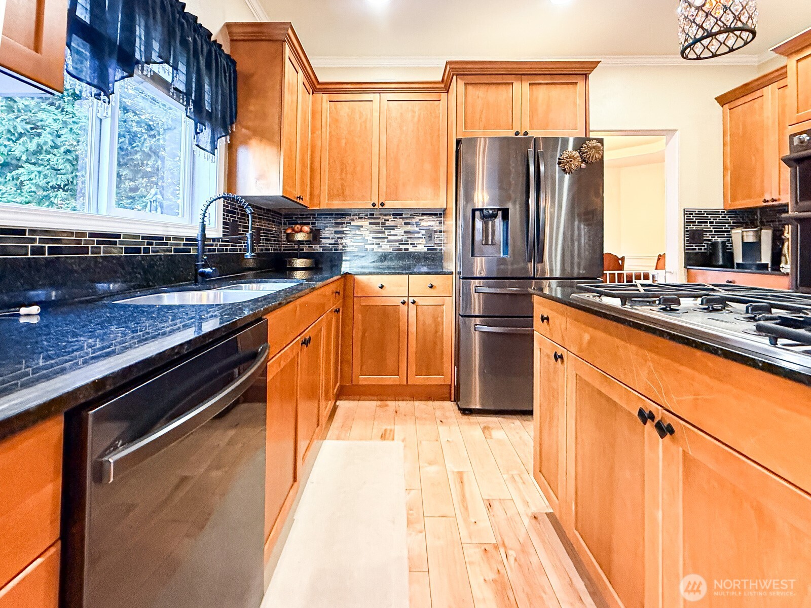17016 27th Street Property Photo 12
