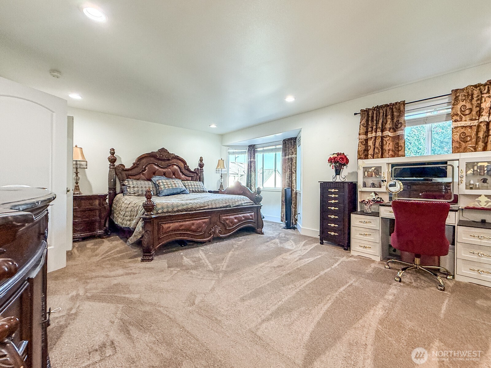 17016 27th Street Property Photo 20