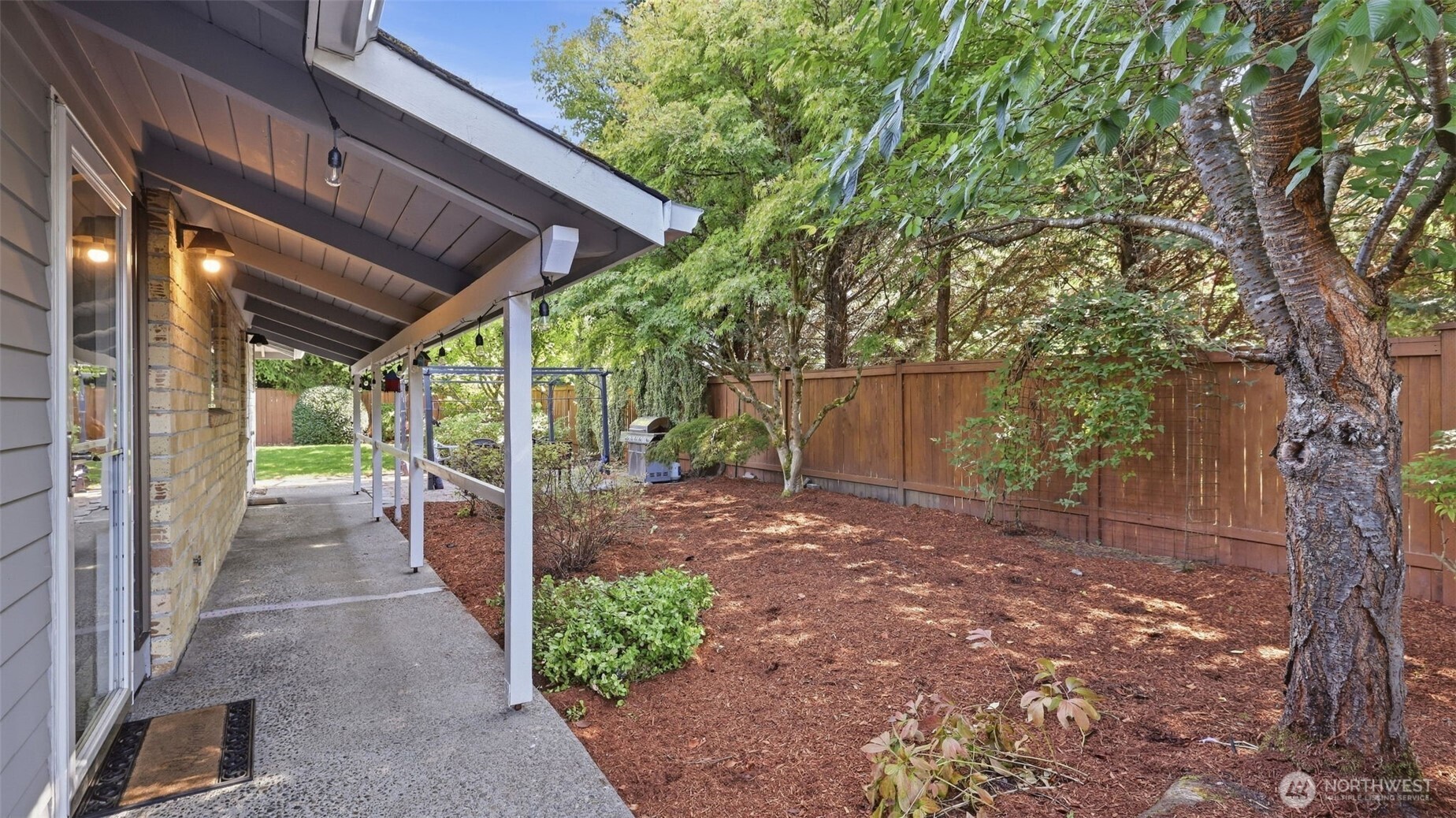 17630 86th Avenue Property Photo 27