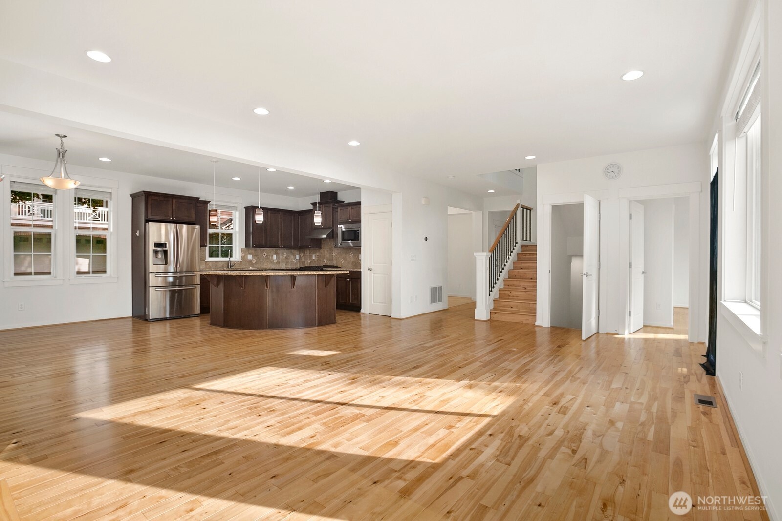 14017 Se 21st Place Property Photo 2