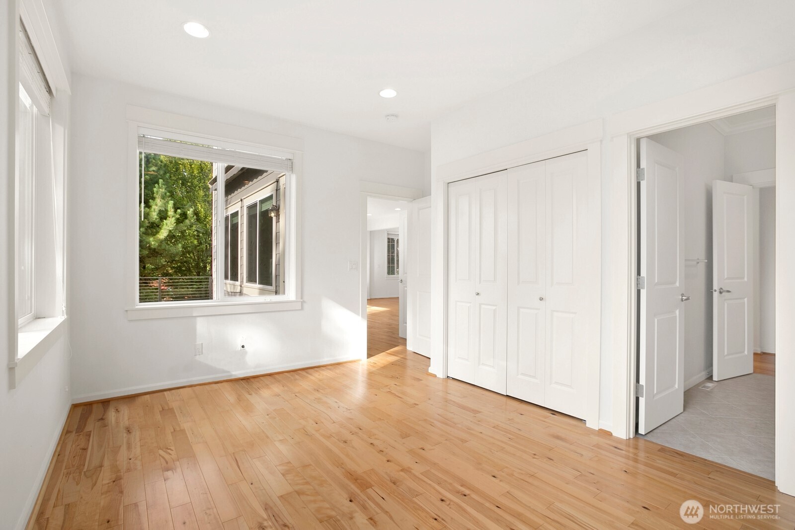 14017 Se 21st Place Property Photo 5