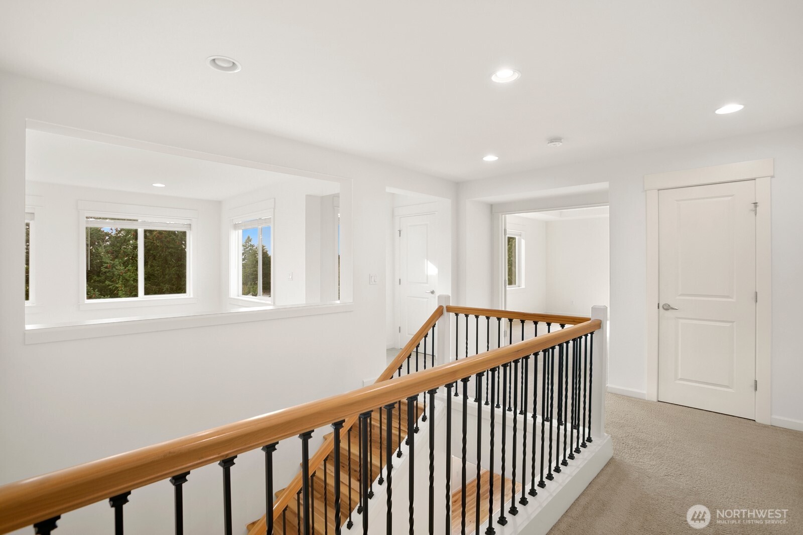 14017 Se 21st Place Property Photo 6