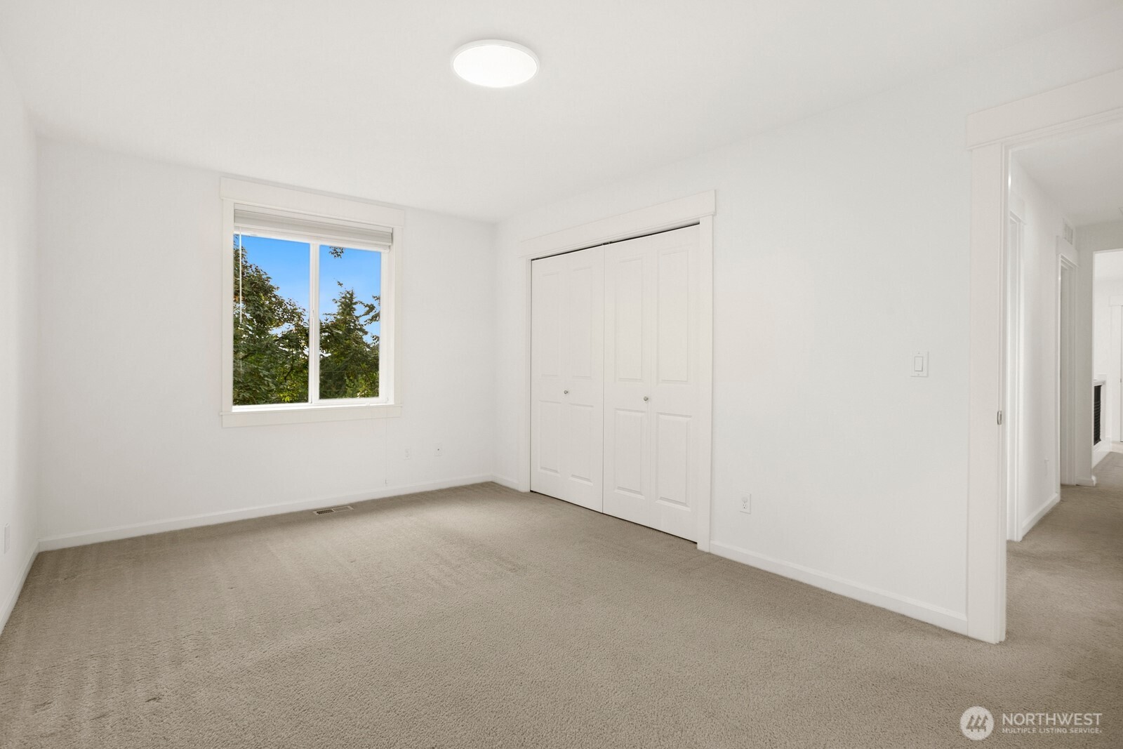 14017 Se 21st Place Property Photo 11