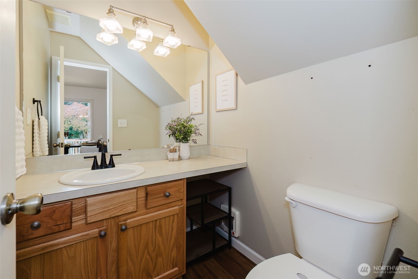 5781 Gateway Lane Property Photo 9
