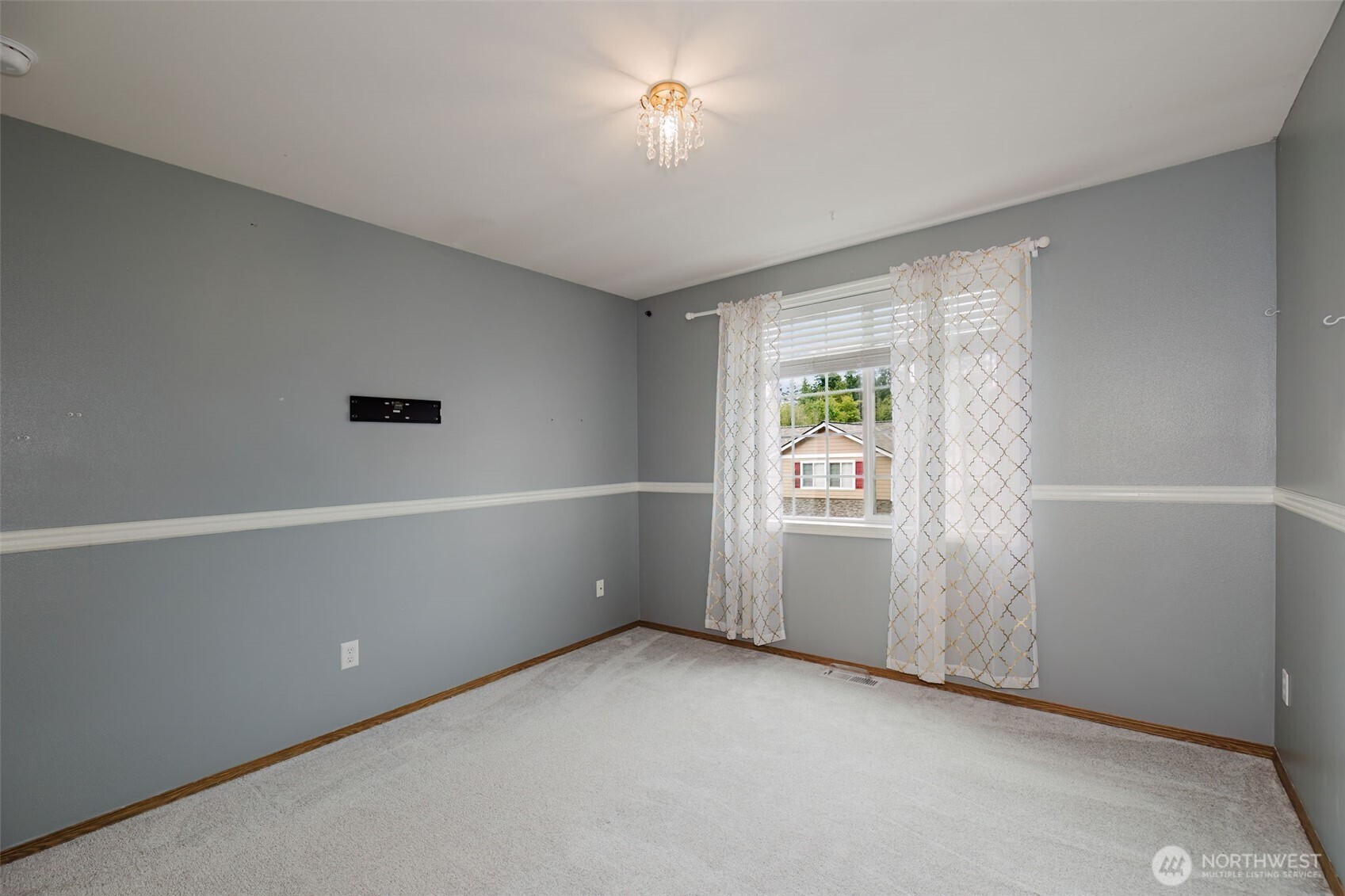 5781 Gateway Lane Property Photo 24