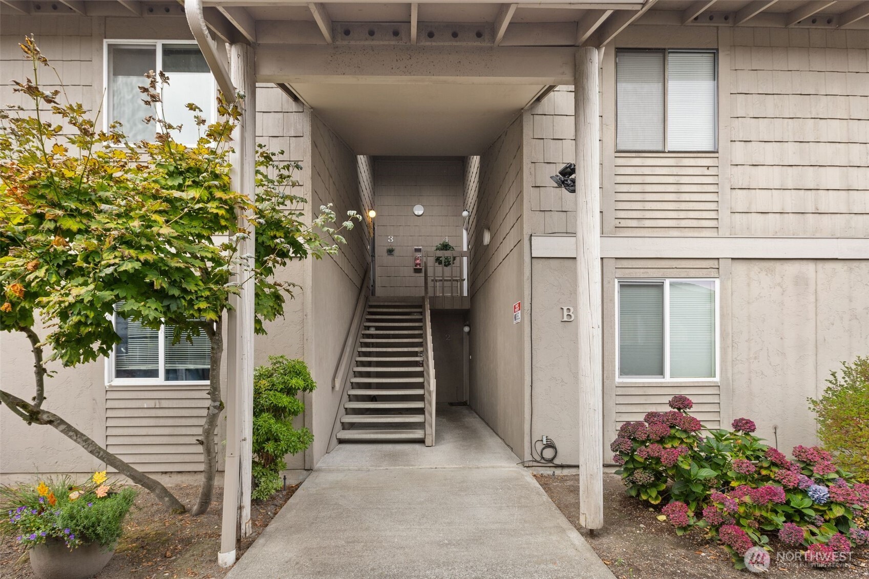 9034 Pacific Ave B3 Property Photo 3