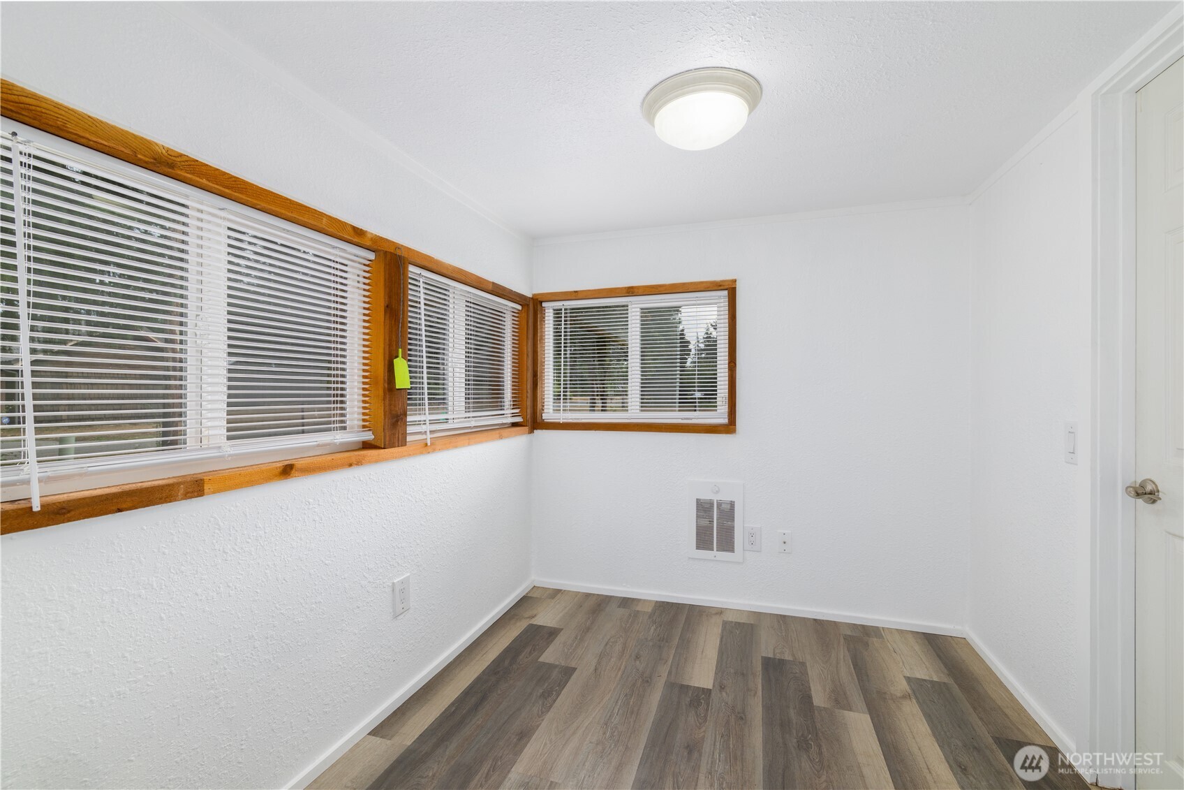 617 W H Street Property Photo 12