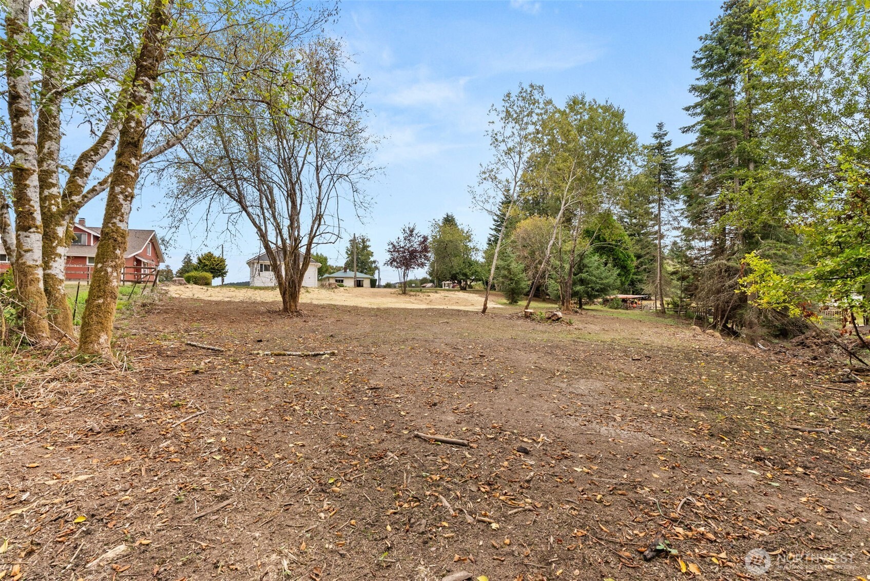 860 Ludington Avenue Property Photo 20