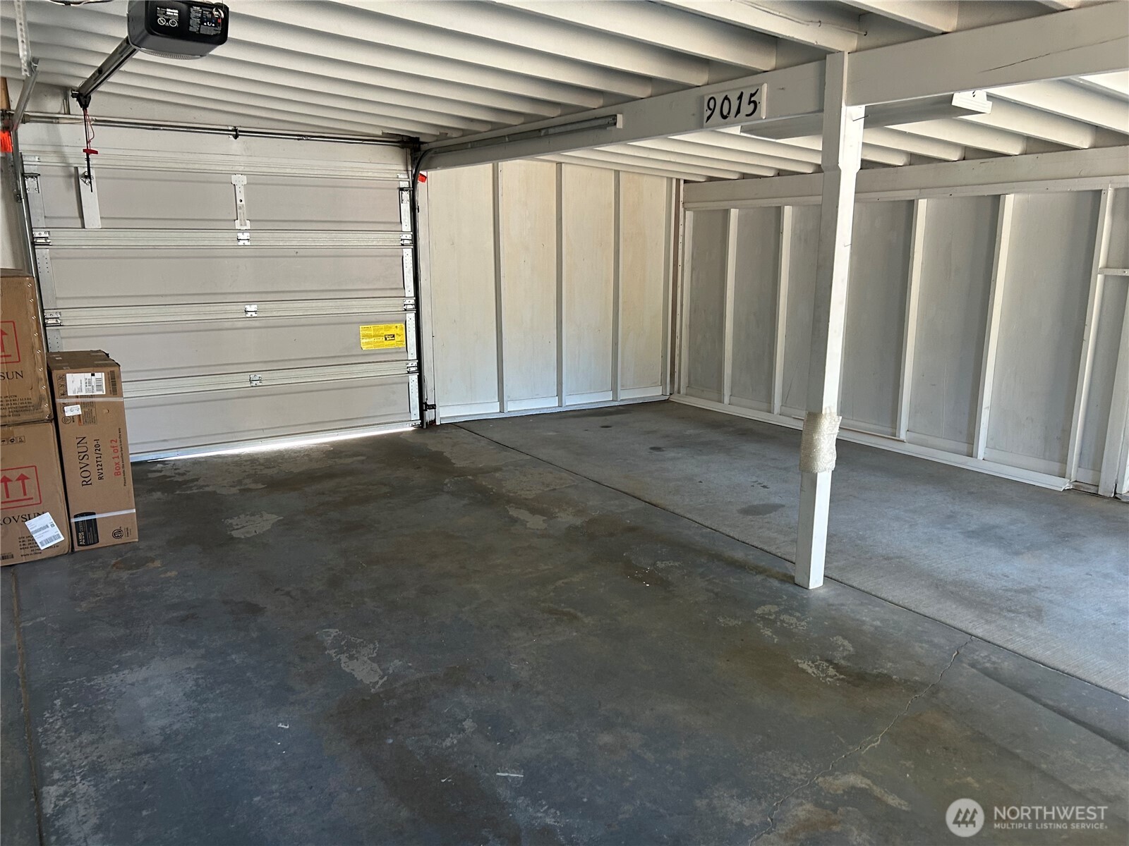 9015 Hipkins Road Property Photo 15