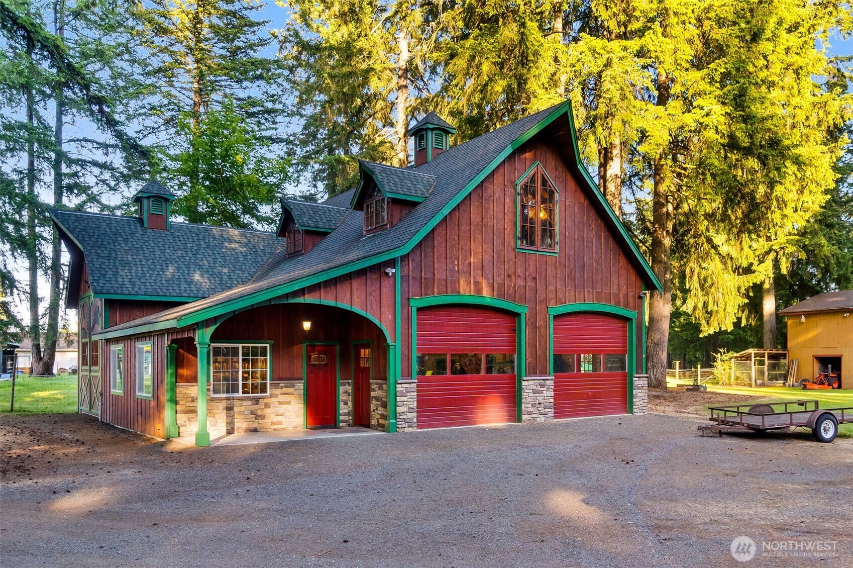 17104 Old Highway 99 Property Photo 3