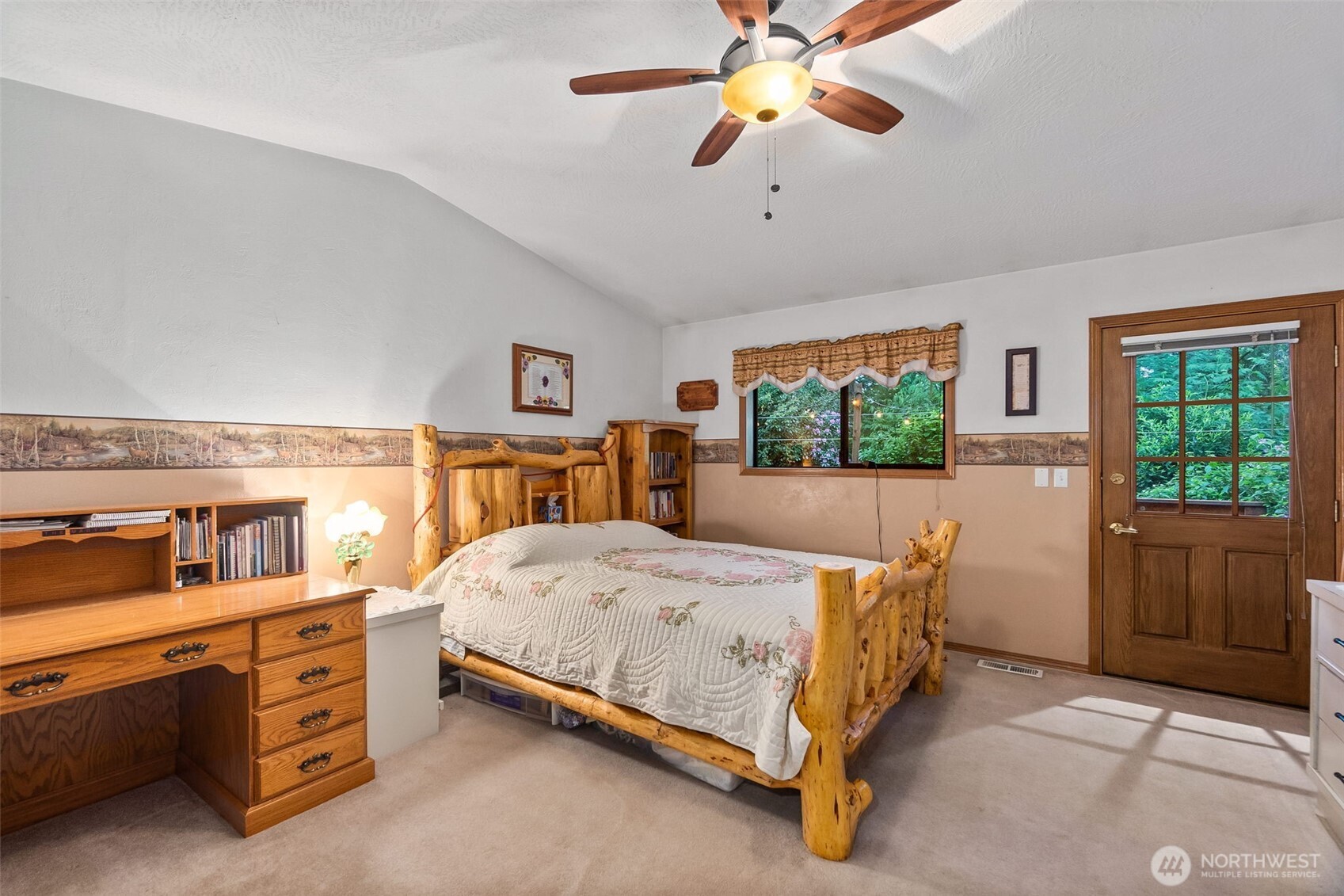 17104 Old Highway 99 Property Photo 20
