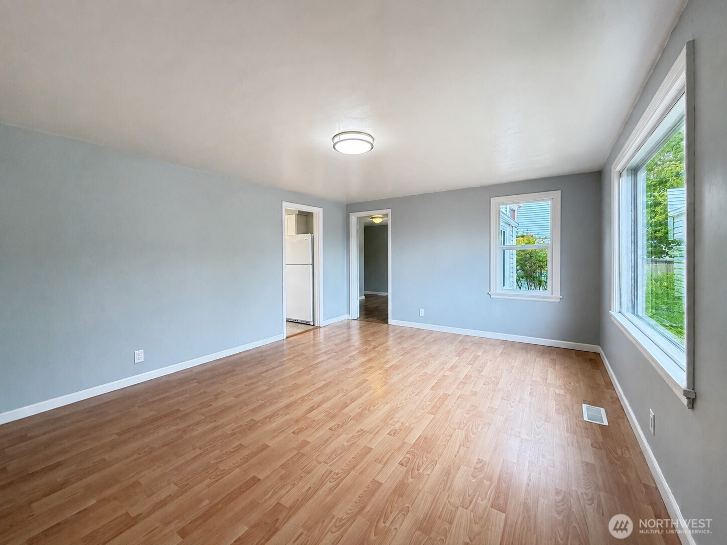 574 Bronson Way Property Photo 5