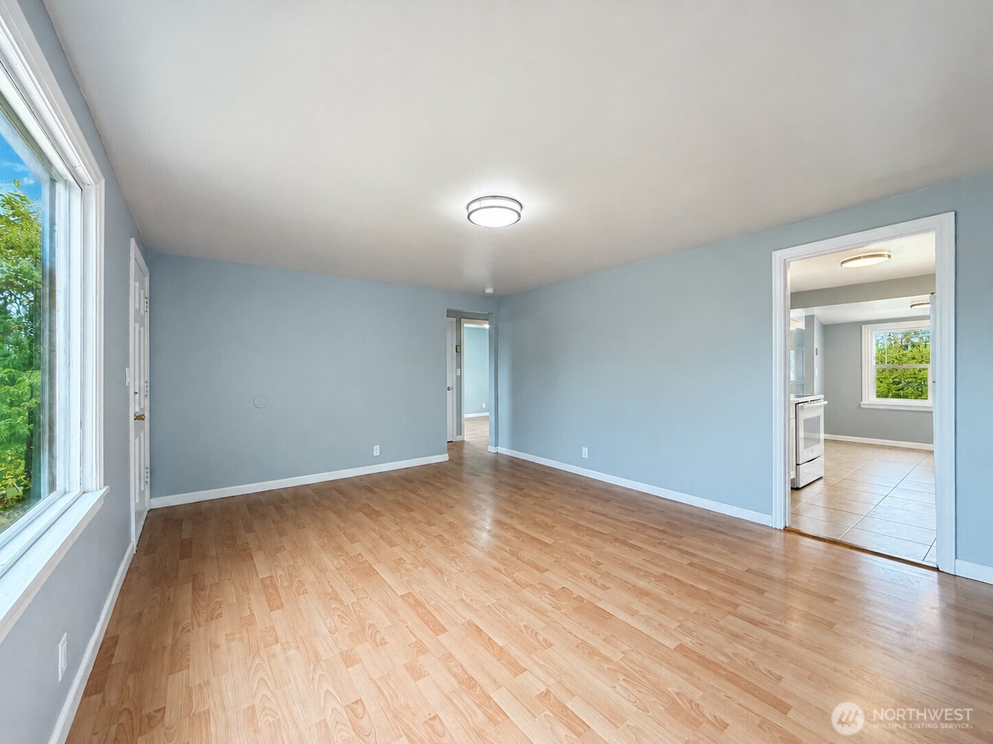 574 Bronson Way Property Photo 7