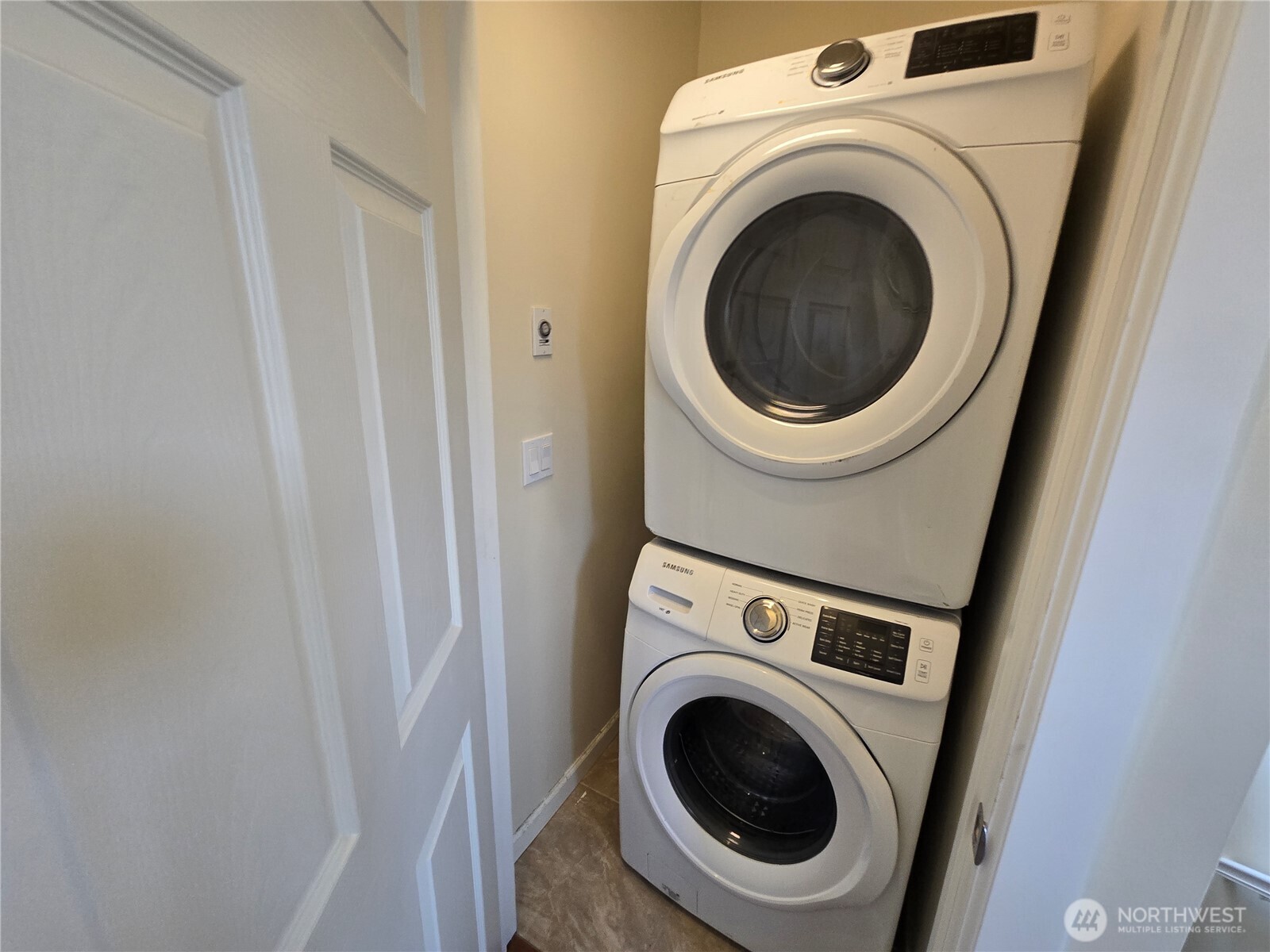 5802 Roosevelt Way Property Photo 17
