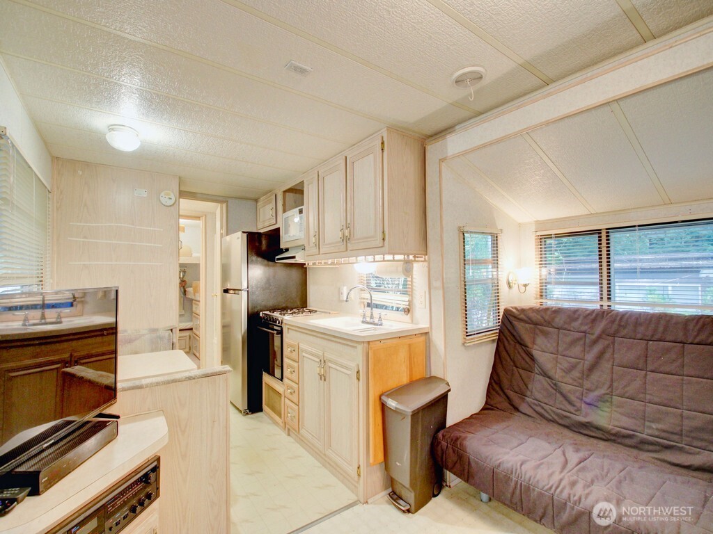 135 Schinn Canyon Circle Property Photo 12