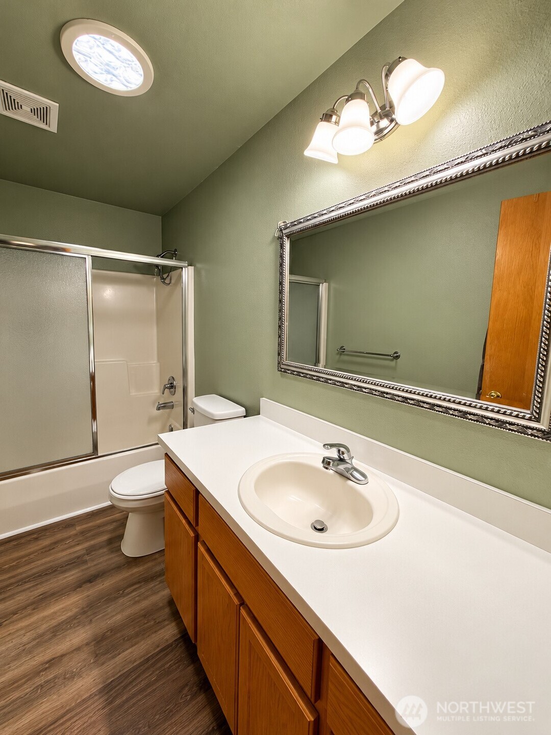 163 Home Town Drive Property Photo 14