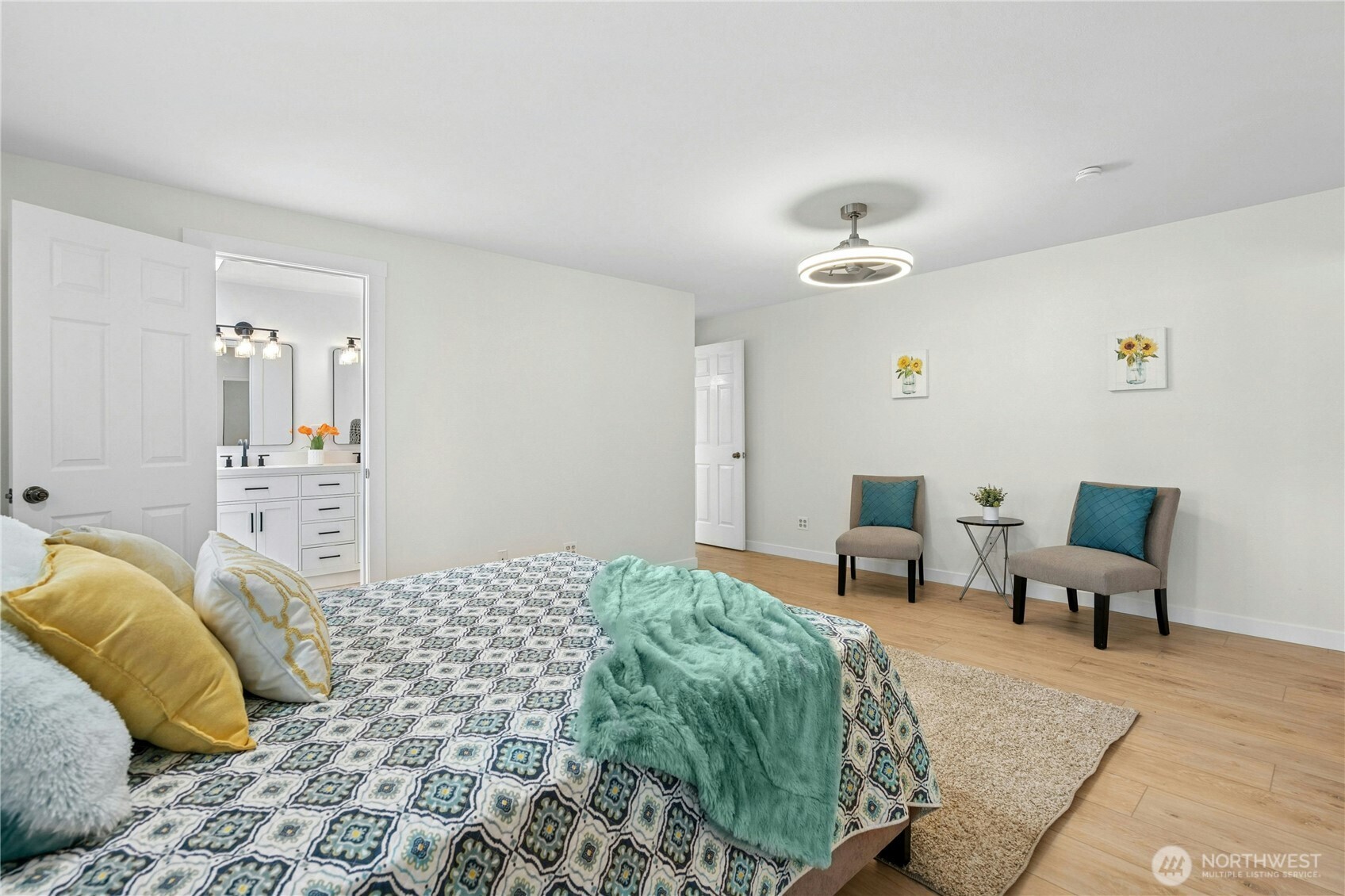 30637 1st Place Property Photo 11