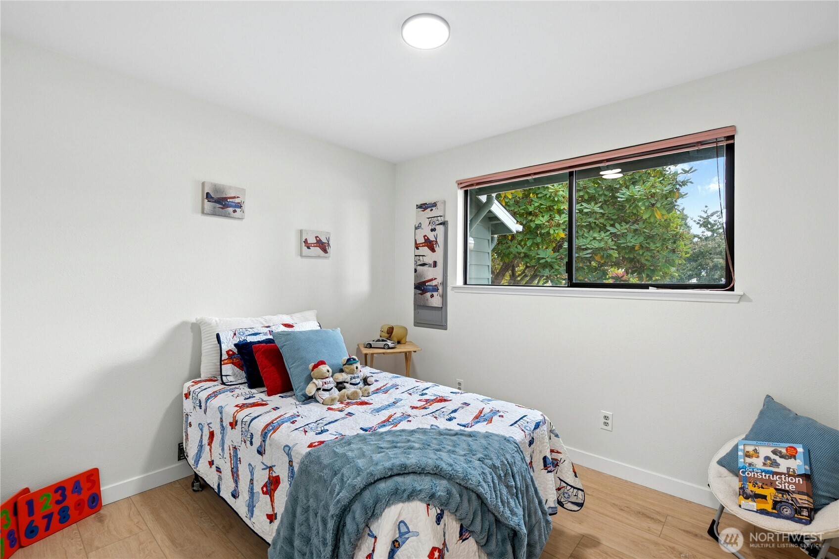 30637 1st Place Property Photo 15
