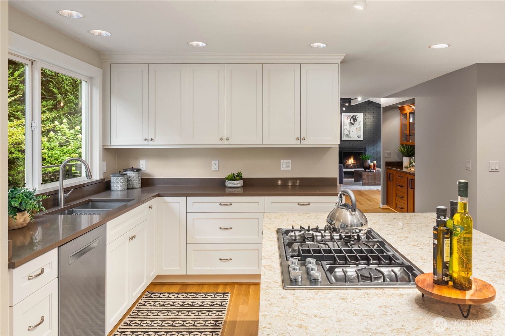 7803 89th Place Property Photo 10