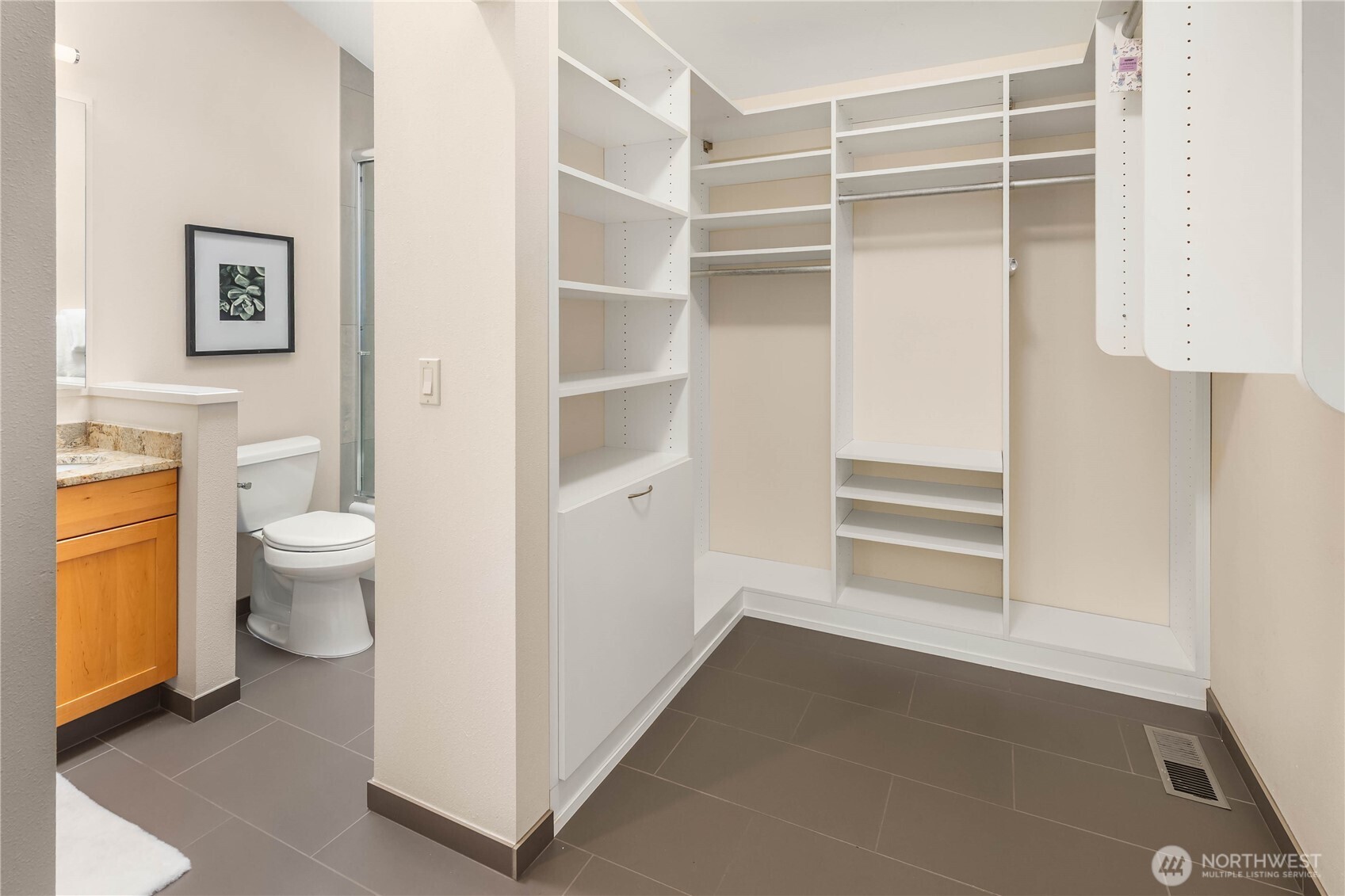 7803 89th Place Property Photo 24