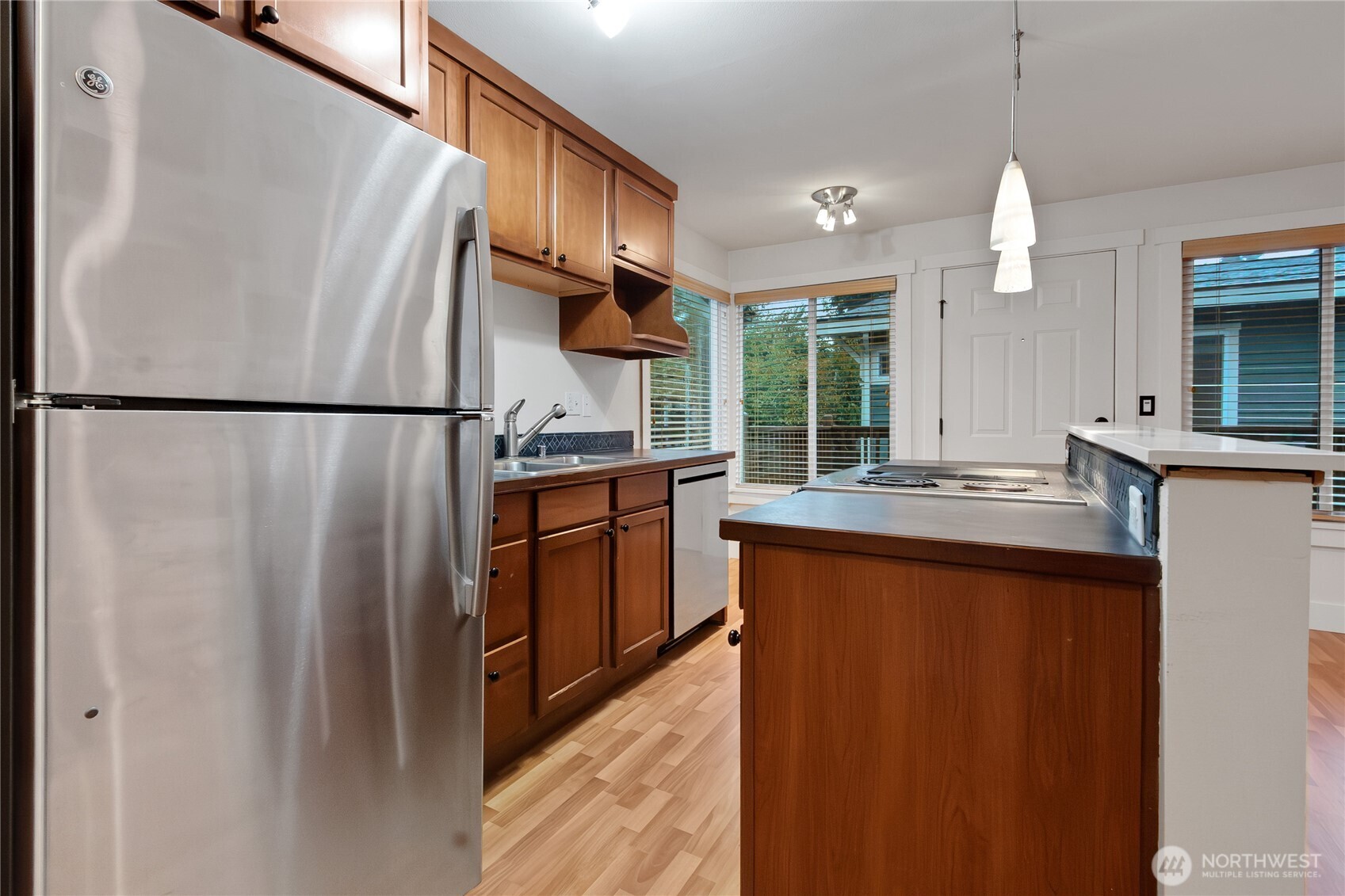 418 N L Street 18-8 Property Photo 8