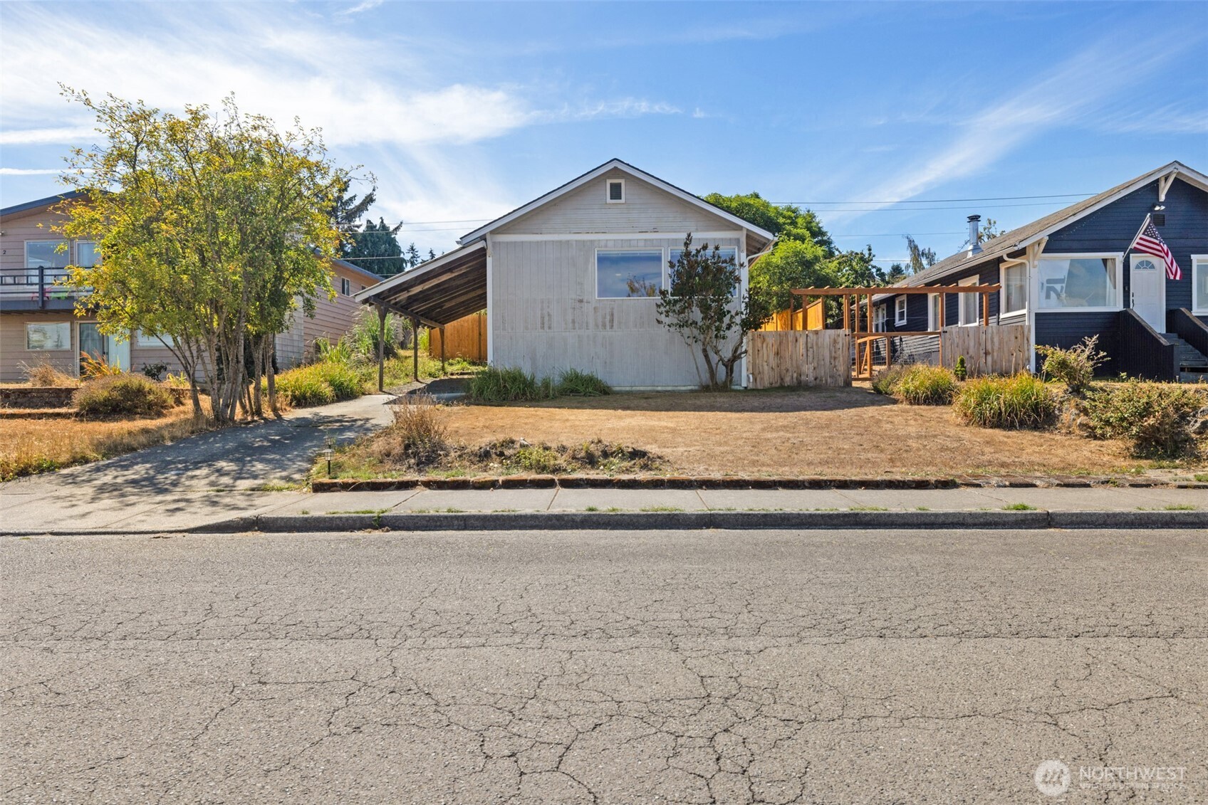 1616 W 7th Street Property Photo 1