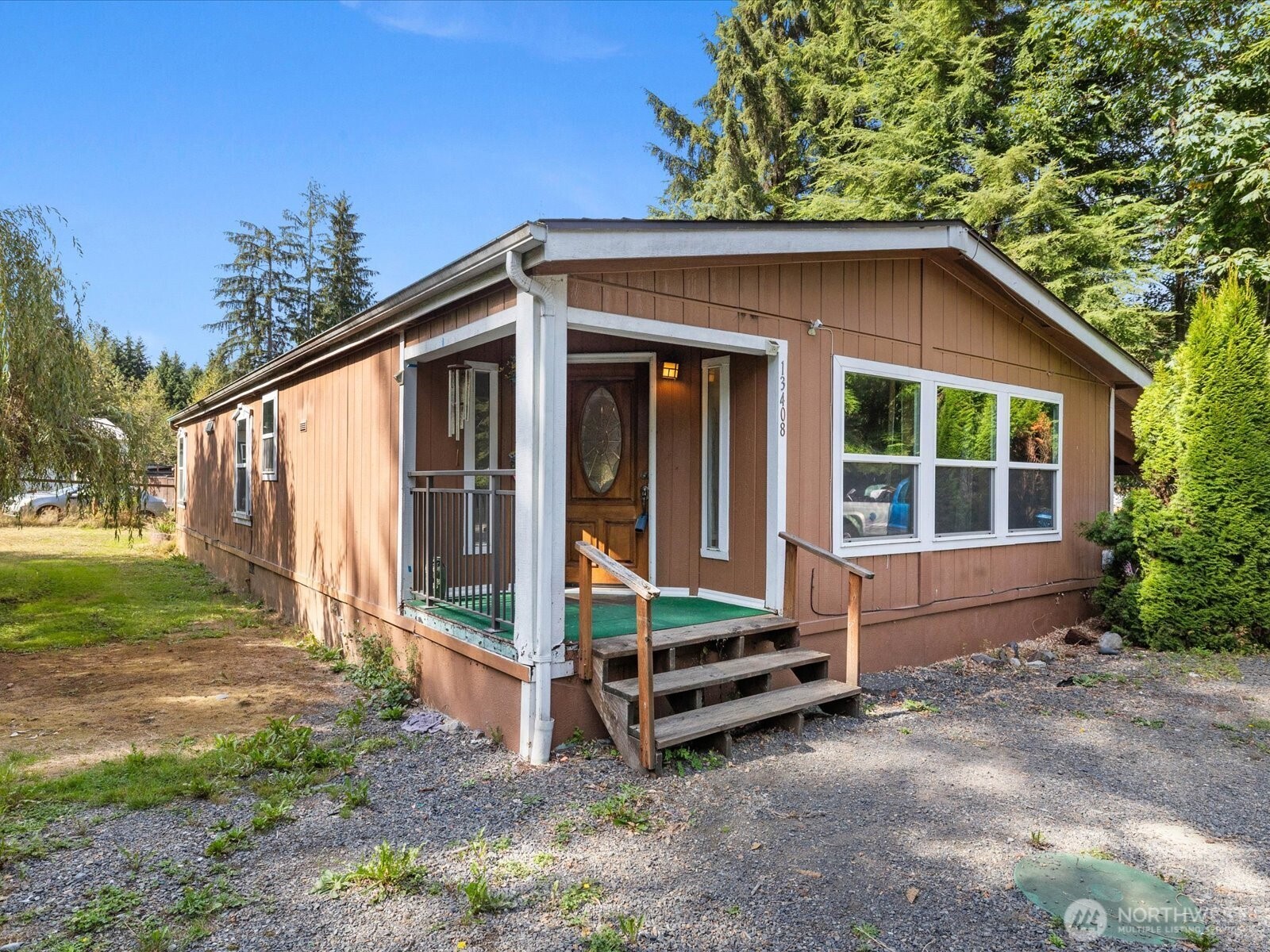 13408 River Road Property Photo 2