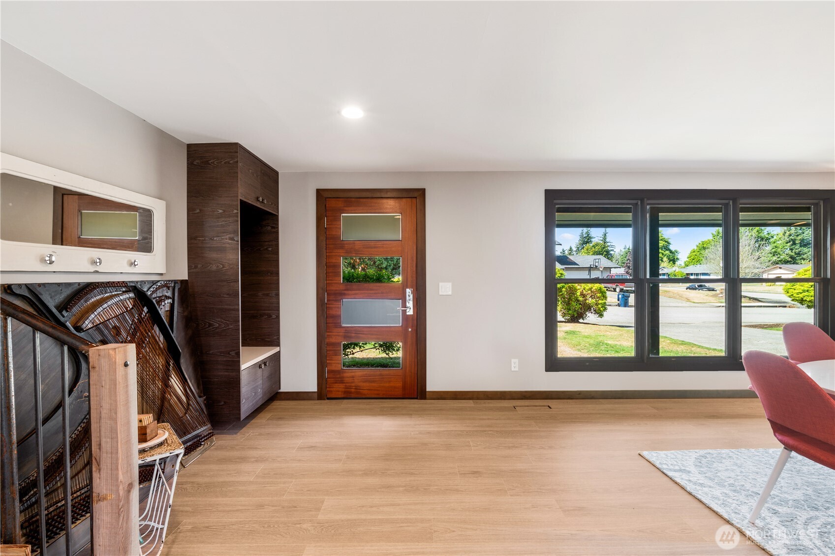 1150 Garden Drive Property Photo 3