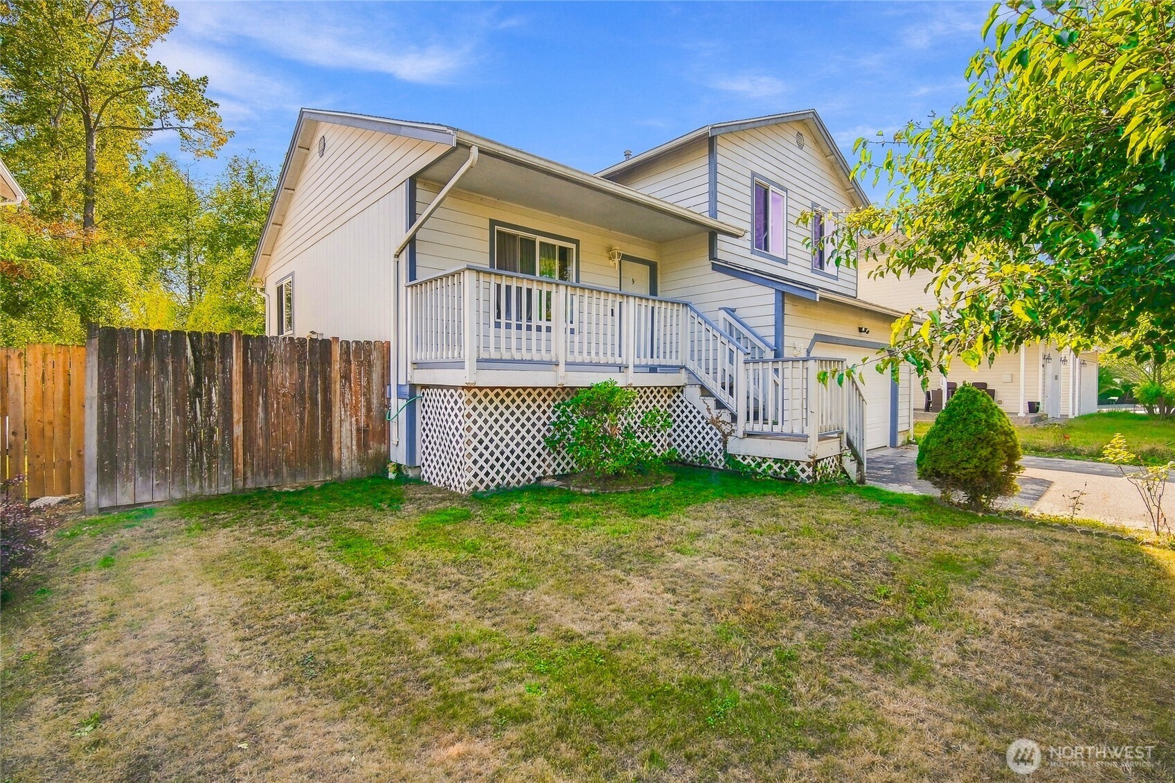 3108 Rosewood Street Property Photo 2