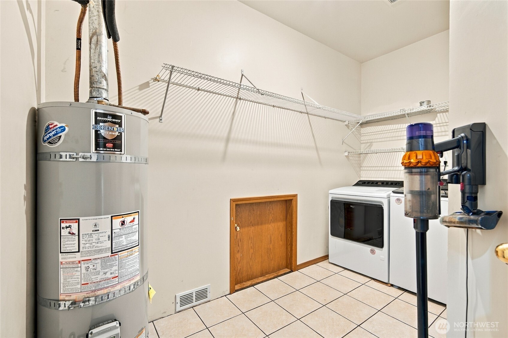 3108 Rosewood Street Property Photo 25