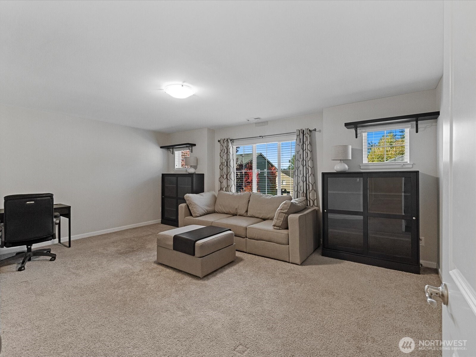 20334 85th Place Property Photo 27