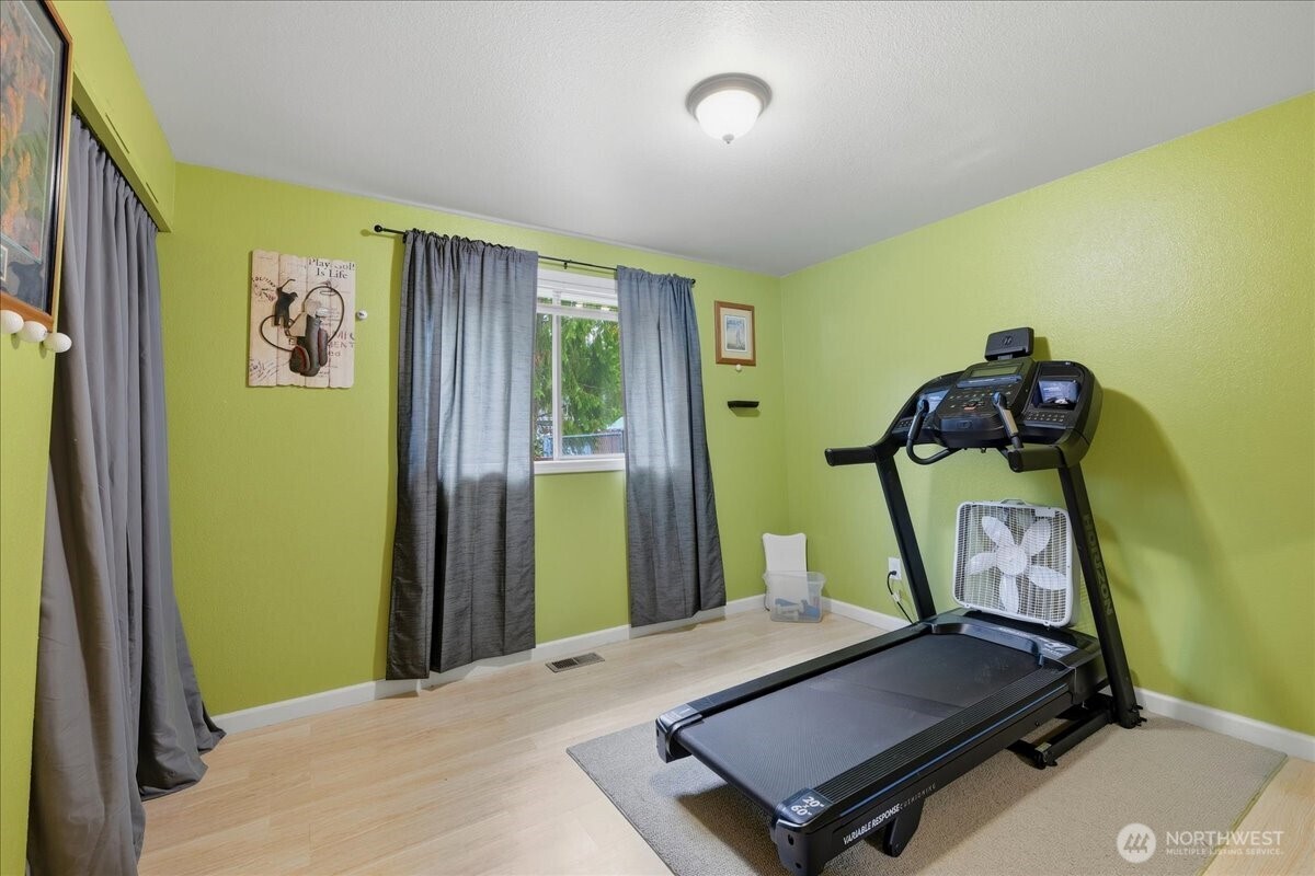 11825 Meridian Place Property Photo 18