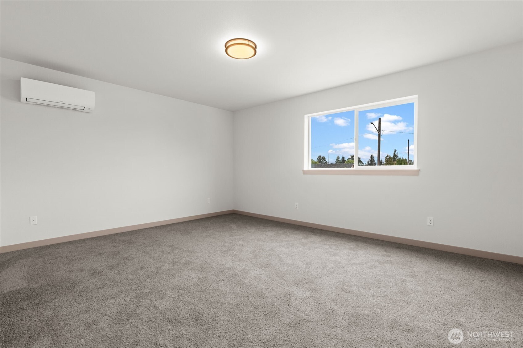 939 E 61st Street Property Photo 21