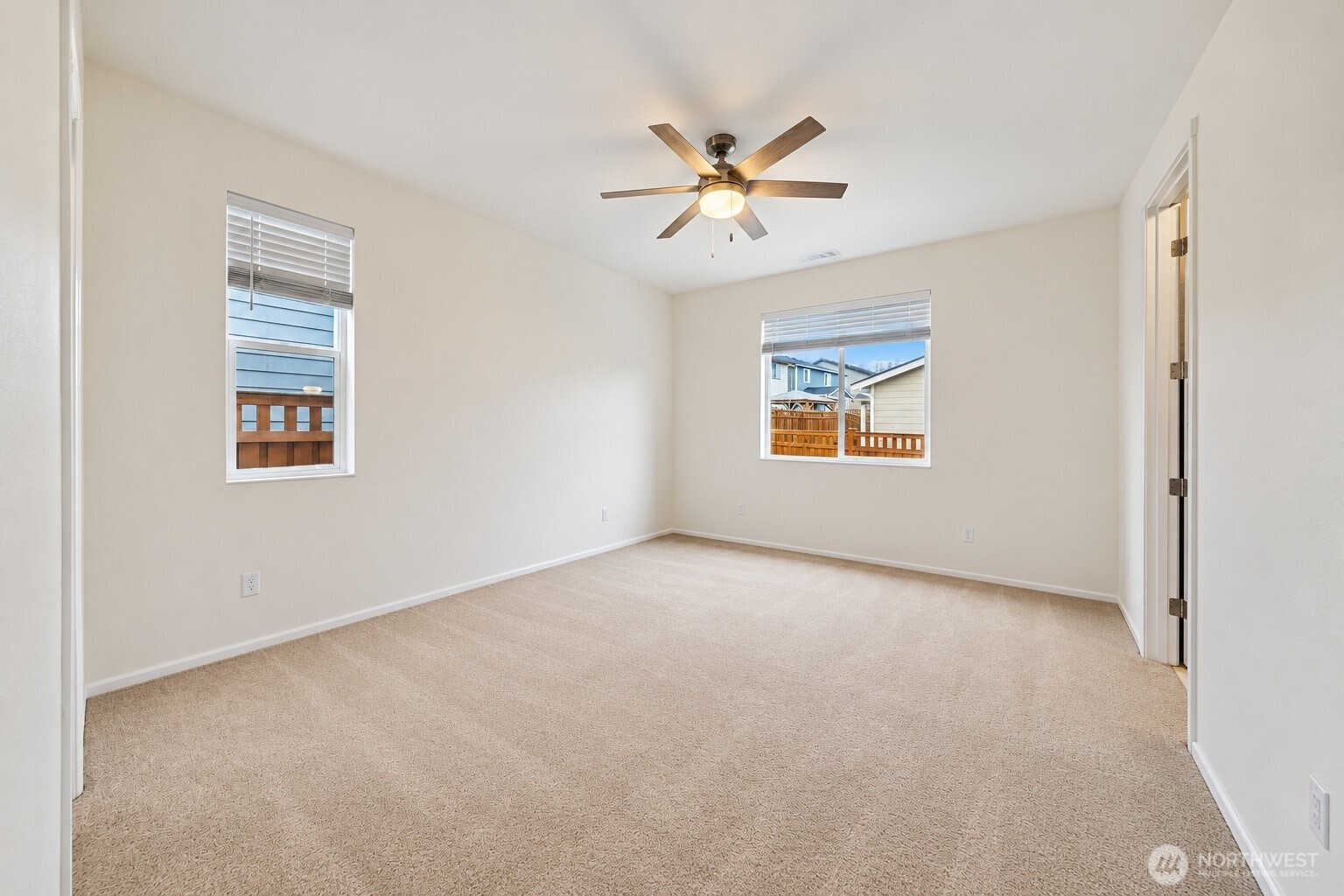 13404 Edmunds Parkway Property Photo 12